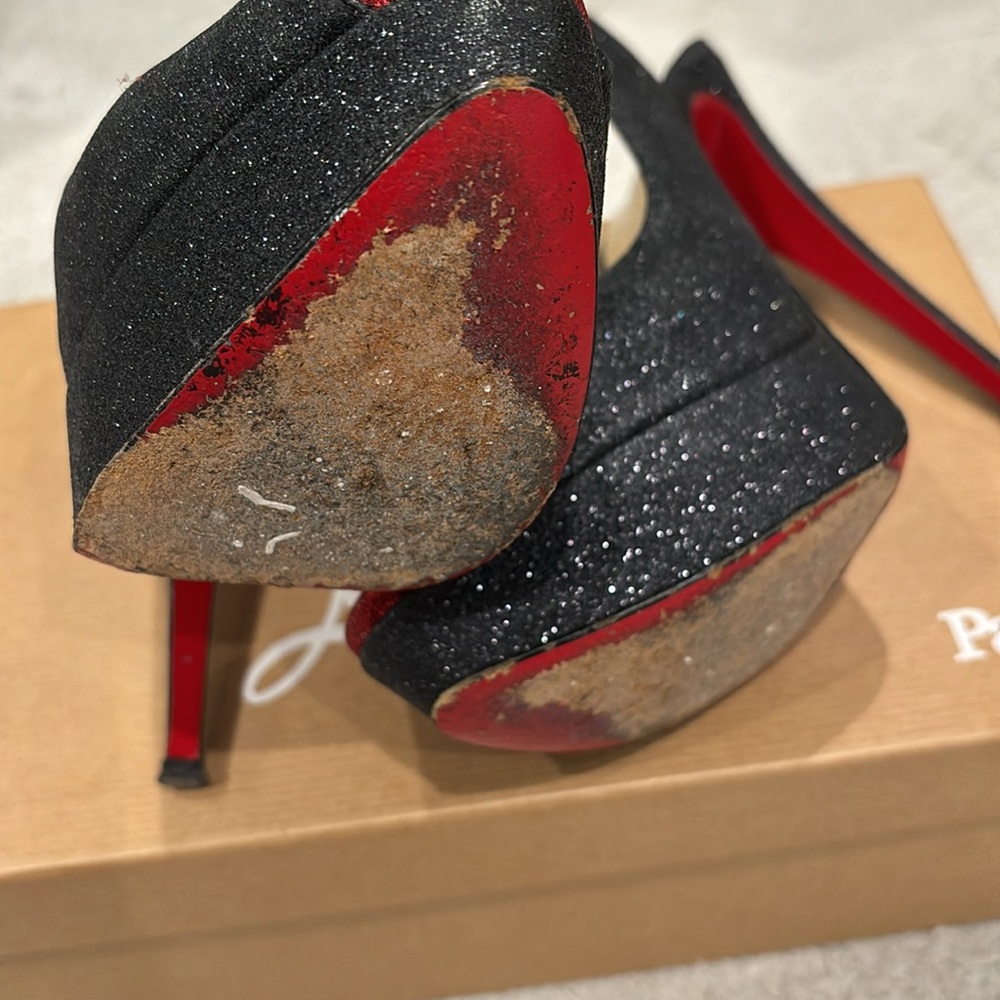 Christian Louboutin shoes - Picture 3 of 3